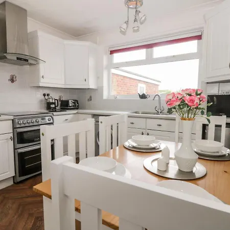 12 Chevin Drive * Filey